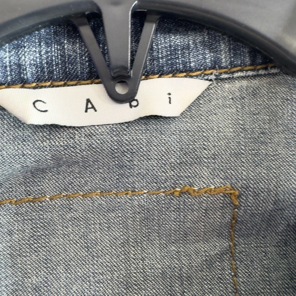 Cabi Womens Classic Denim Blue Jean‎ Jacket Size 8 Medium Wash Button Front